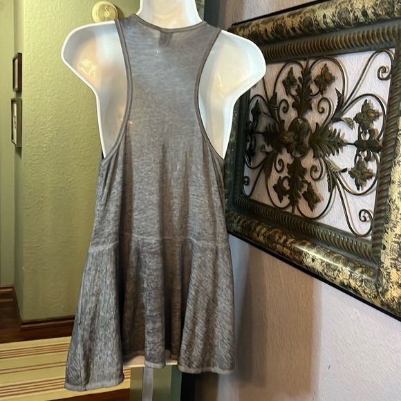 EUC Hollister Tank Top- Grey Sheer peplum hem Sz S - Picture 5 of 12